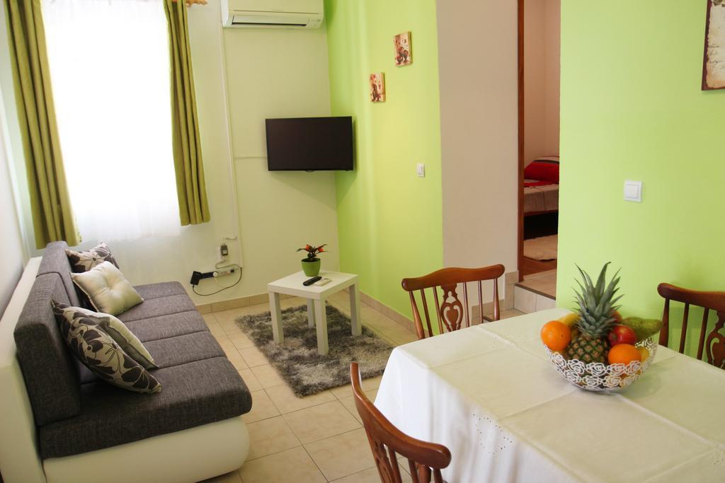 Apartmani Strada Каштела Экстерьер фото