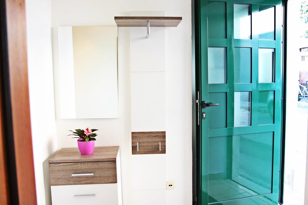 Apartmani Strada Каштела Экстерьер фото
