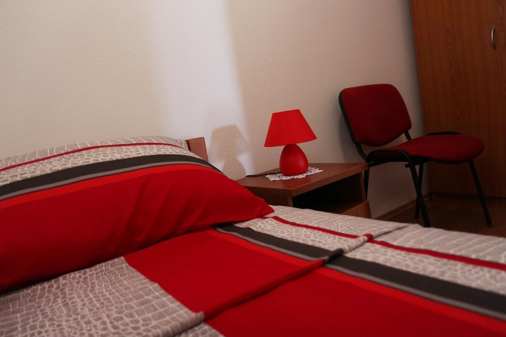 Apartmani Strada Каштела Экстерьер фото